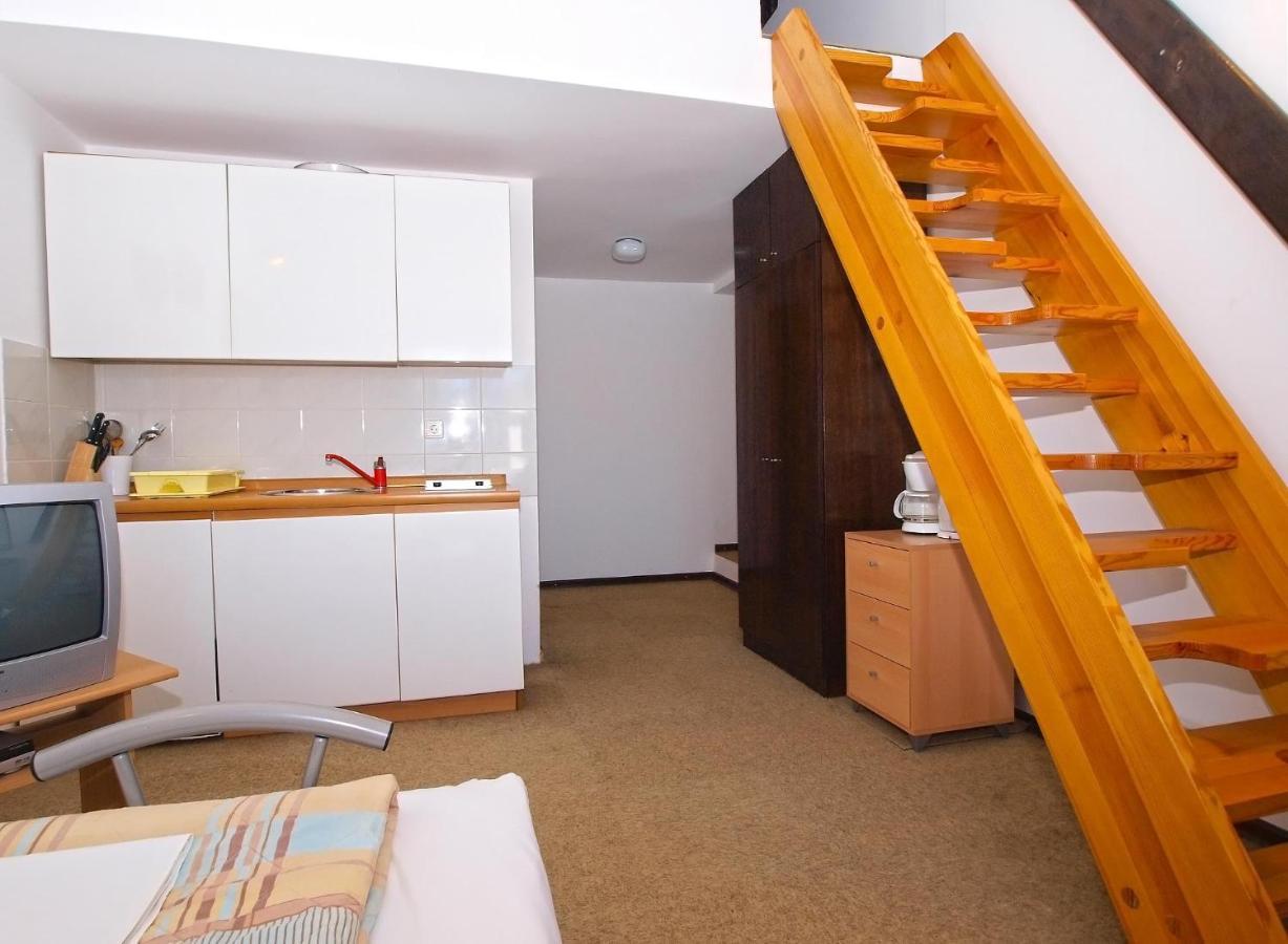 Apartments Puntizela 727 Pula Extérieur photo