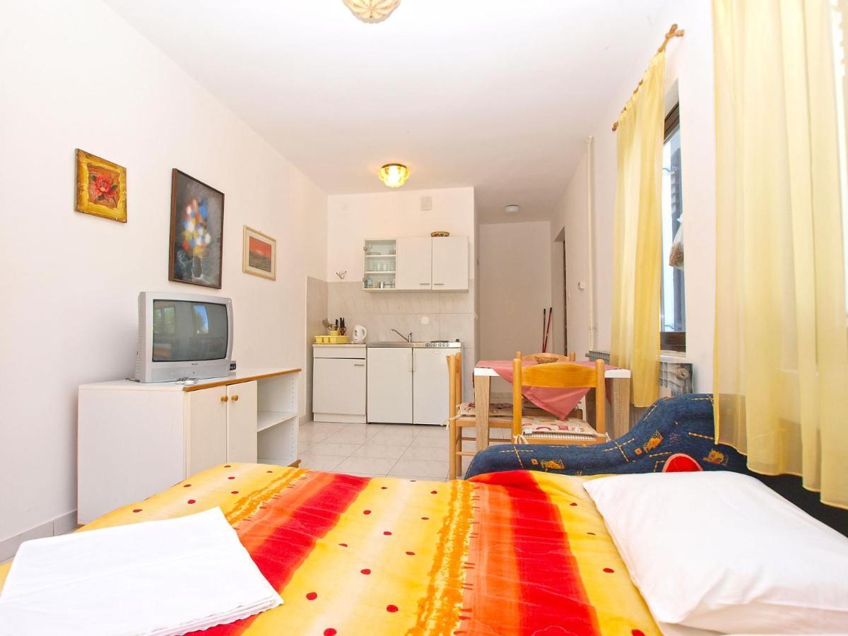 Apartments Puntizela 727 Pula Extérieur photo